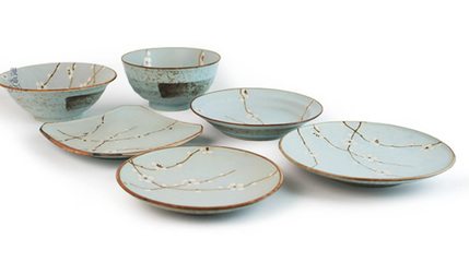 日本美浓烧和风蓝梅陶瓷餐具：品味日式料理的精致艺术